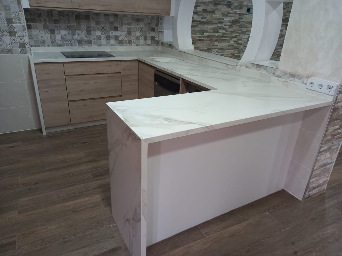 Encimera de cocina en Neolith Calacatta Roma