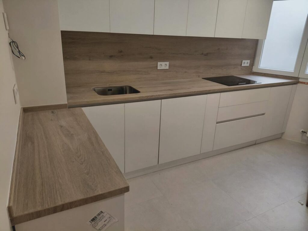 Encimera de cocina SapienStone Rovere Buckskin en Gijón